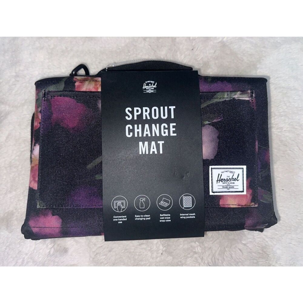 Herschel Supply Co. Sprout Baby Floral Compact Change Mat with Wet Wipe Case NEW